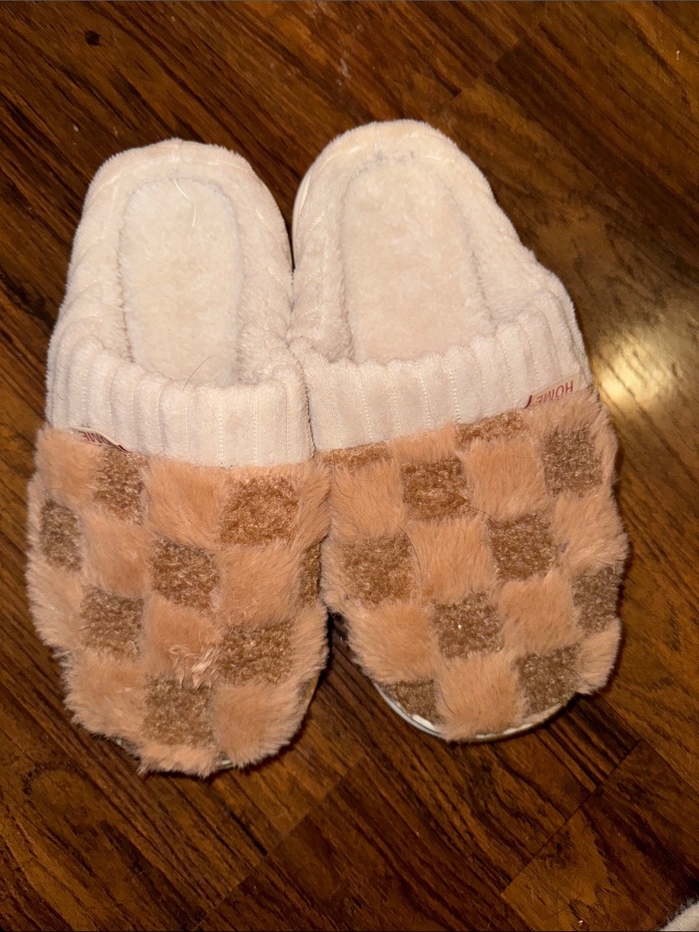Cozy Faux Fur Checkered Slide Slippers -